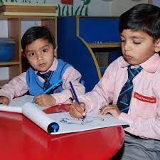 Children learning together